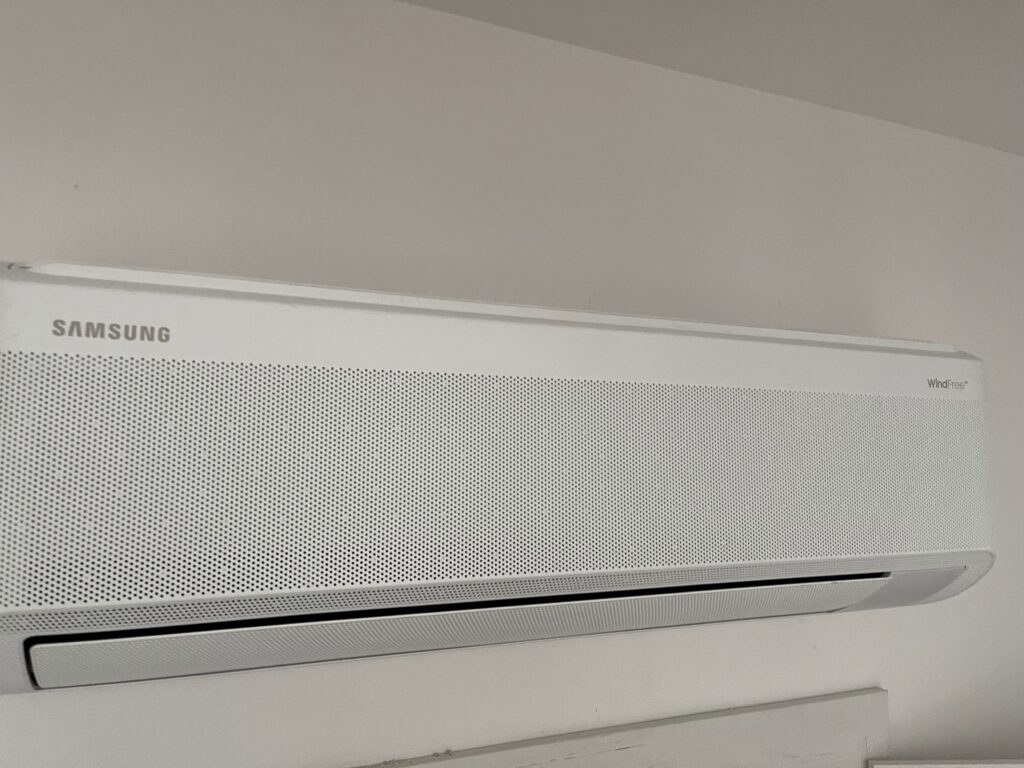 Installation of Samsung air conditioning and air-to-air heat pump – Šaštín-Stráže